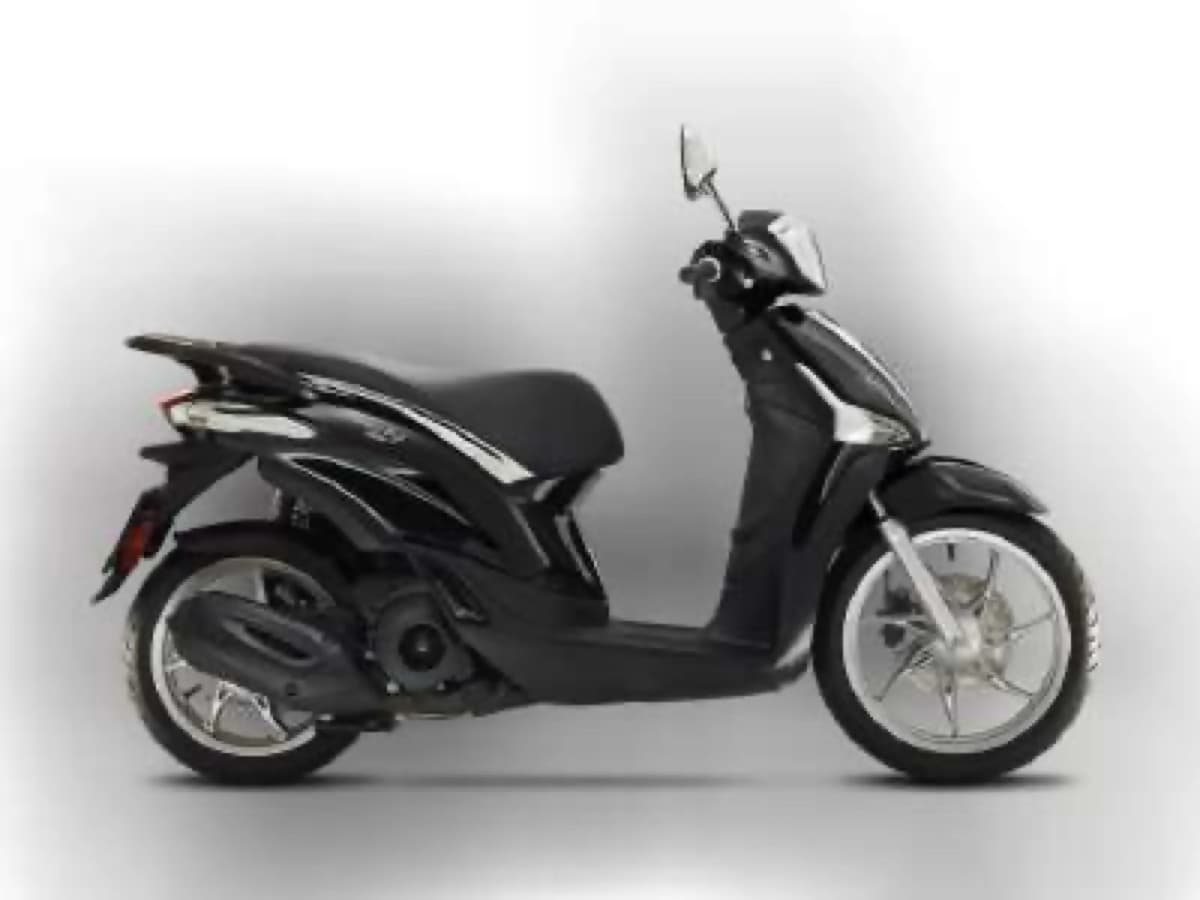 Photo de l'annonce : Piaggio liberty scooter 50cc — Pamandzi (Véhicules)