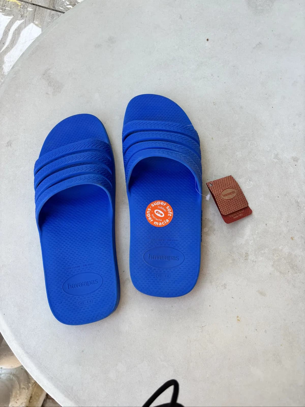 Photo de l'annonce : Claquettes Havaianas Homme — Pamandzi (Mode)