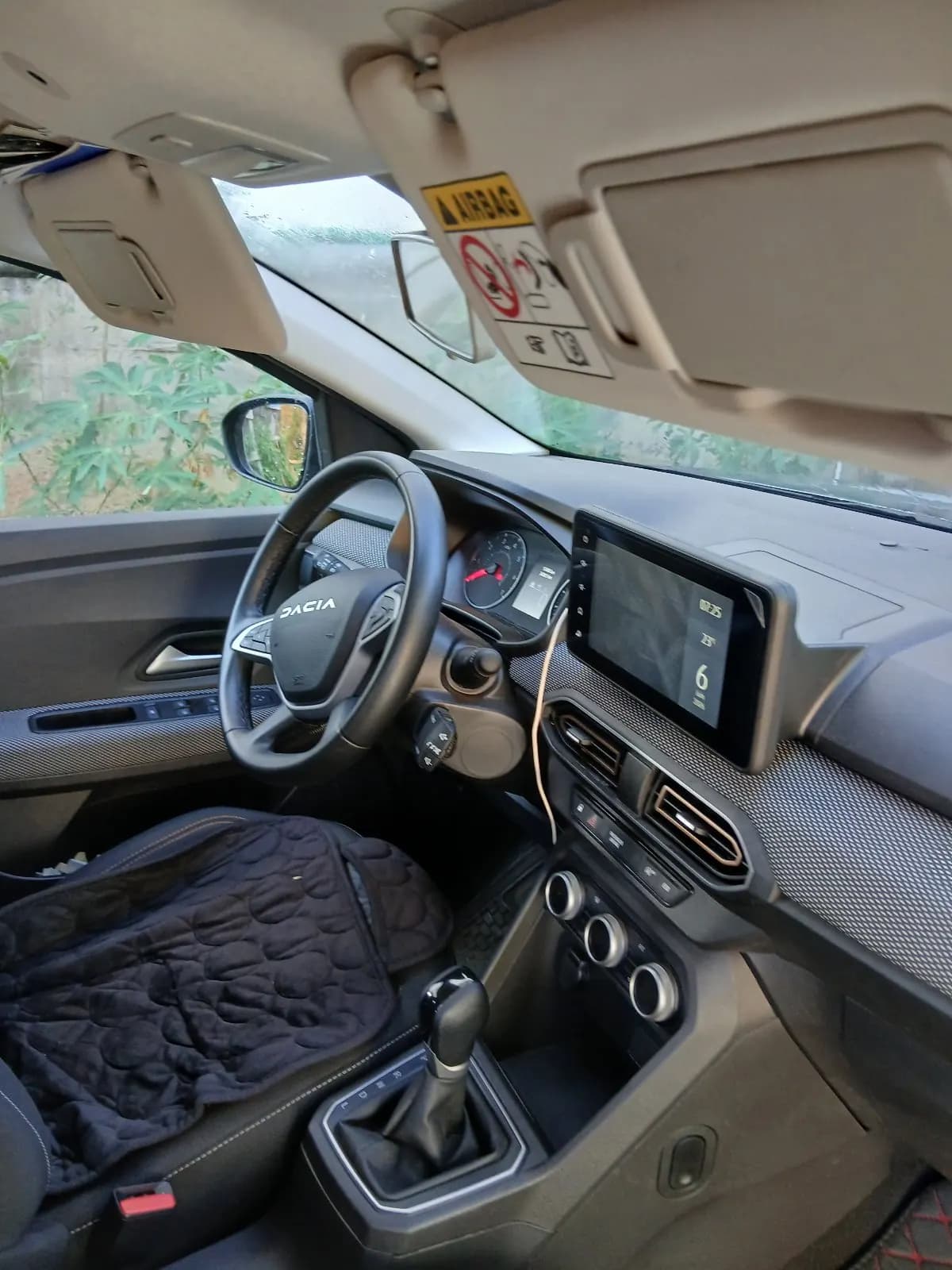 Photo de l'annonce : Dacia sandero — Sada (Véhicules)