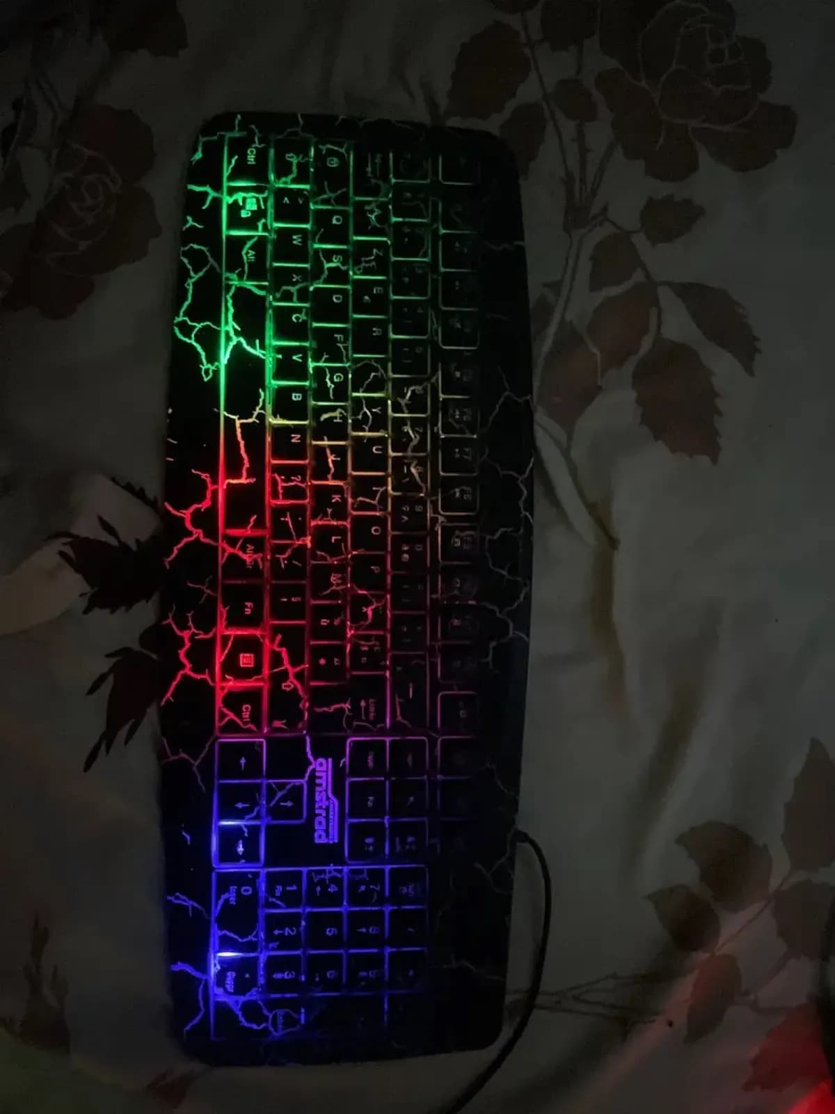 Photo de l'annonce : Clavier gamer OLED — Chiconi (Multimédia)