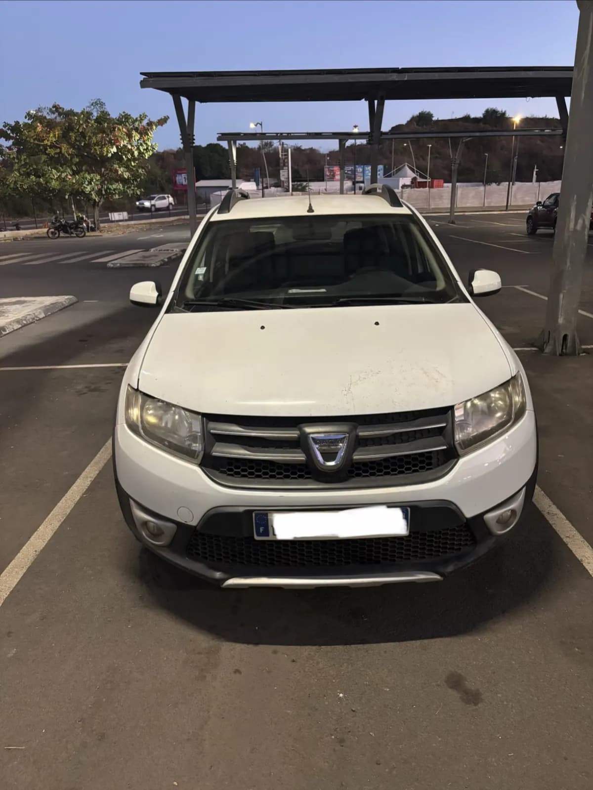 Photo de l'annonce : Dacia Sandero Stepway — Koungou · Majicavo-Lamir (Véhicules)