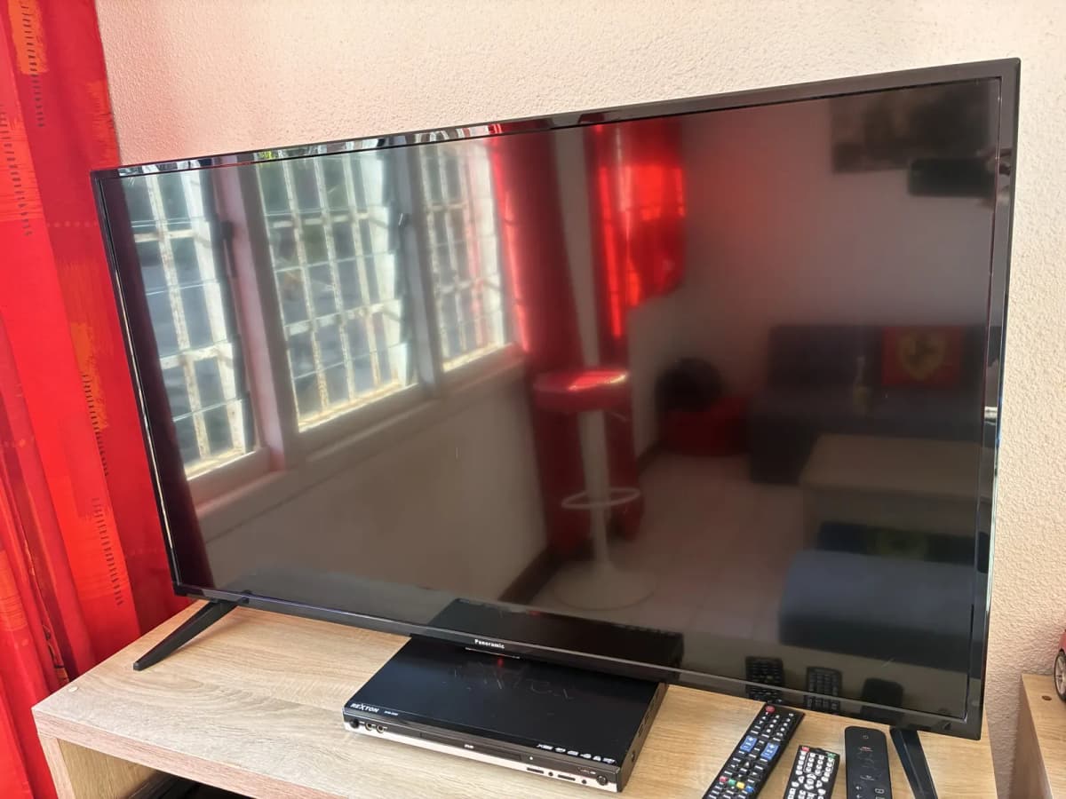 Photo de l'annonce : Télévision Panoramic 130 cm comme neuve — Mamoudzou · Centre (Multimédia)