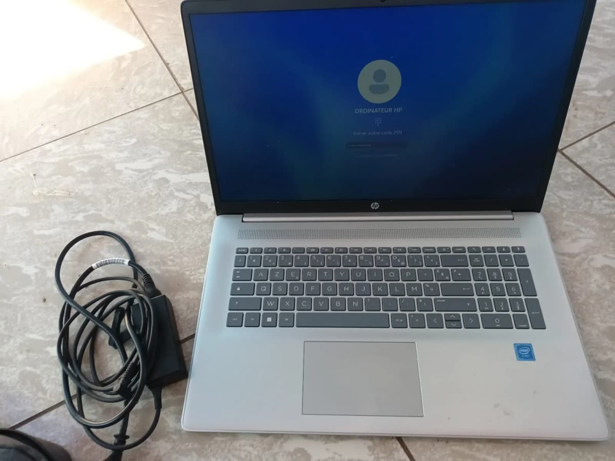 Photo de l'annonce : Ordinateur HP — Ouangani (Multimédia)