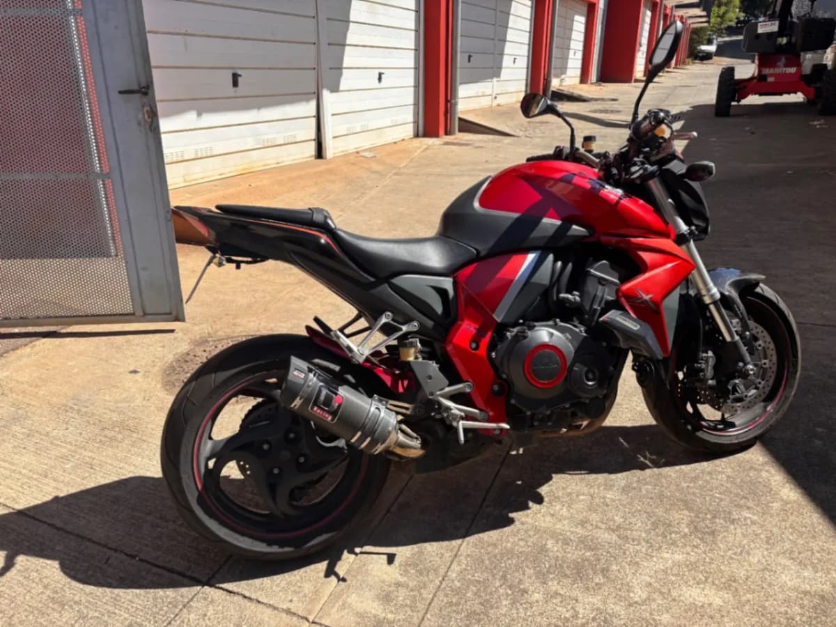 Photo de l'annonce : CB1000R honda — Mamoudzou · Centre (Véhicules)