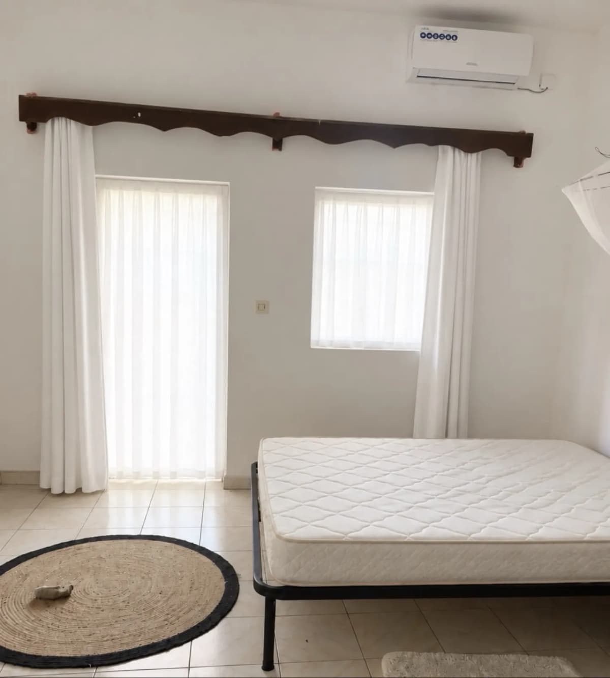 Photo de l'annonce : Grande chambre meublée — Dzaoudzi · Labattoir (Immobilier)