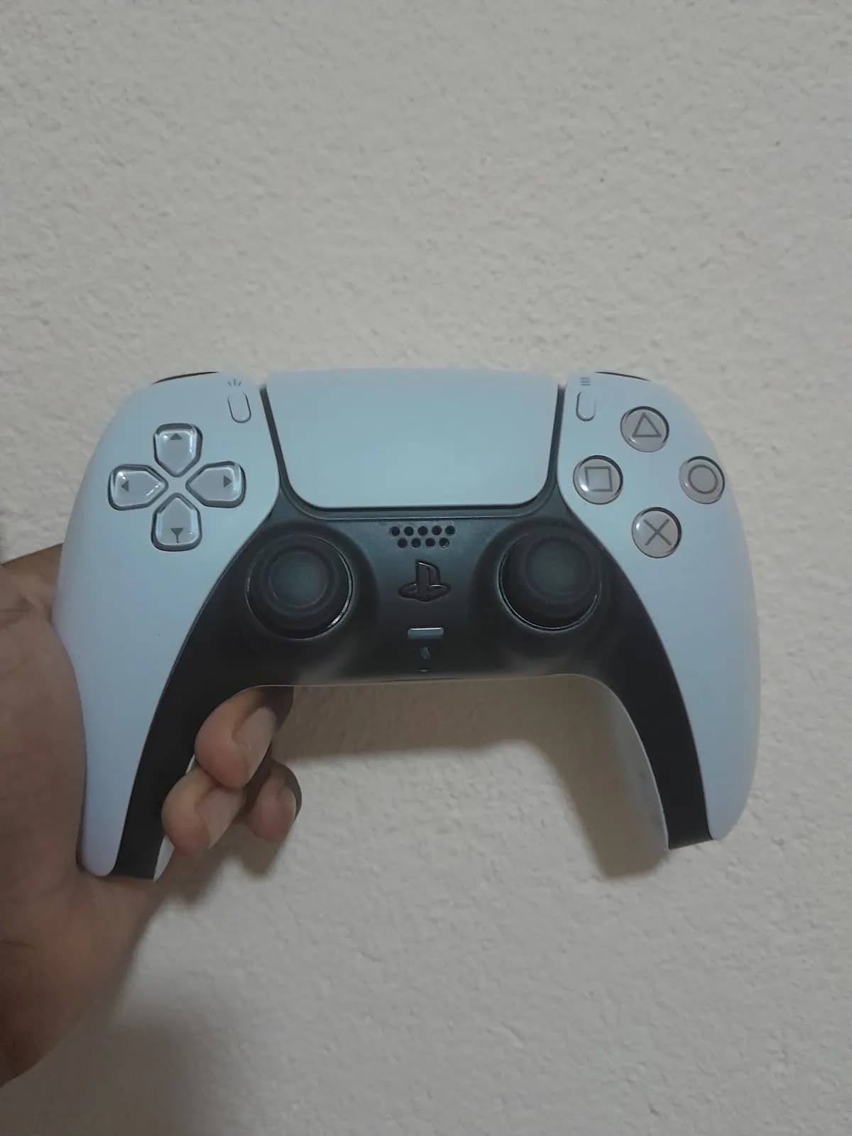 Photo de l'annonce : Manette PS5 DualSense en très bon état — Sada (Loisirs)