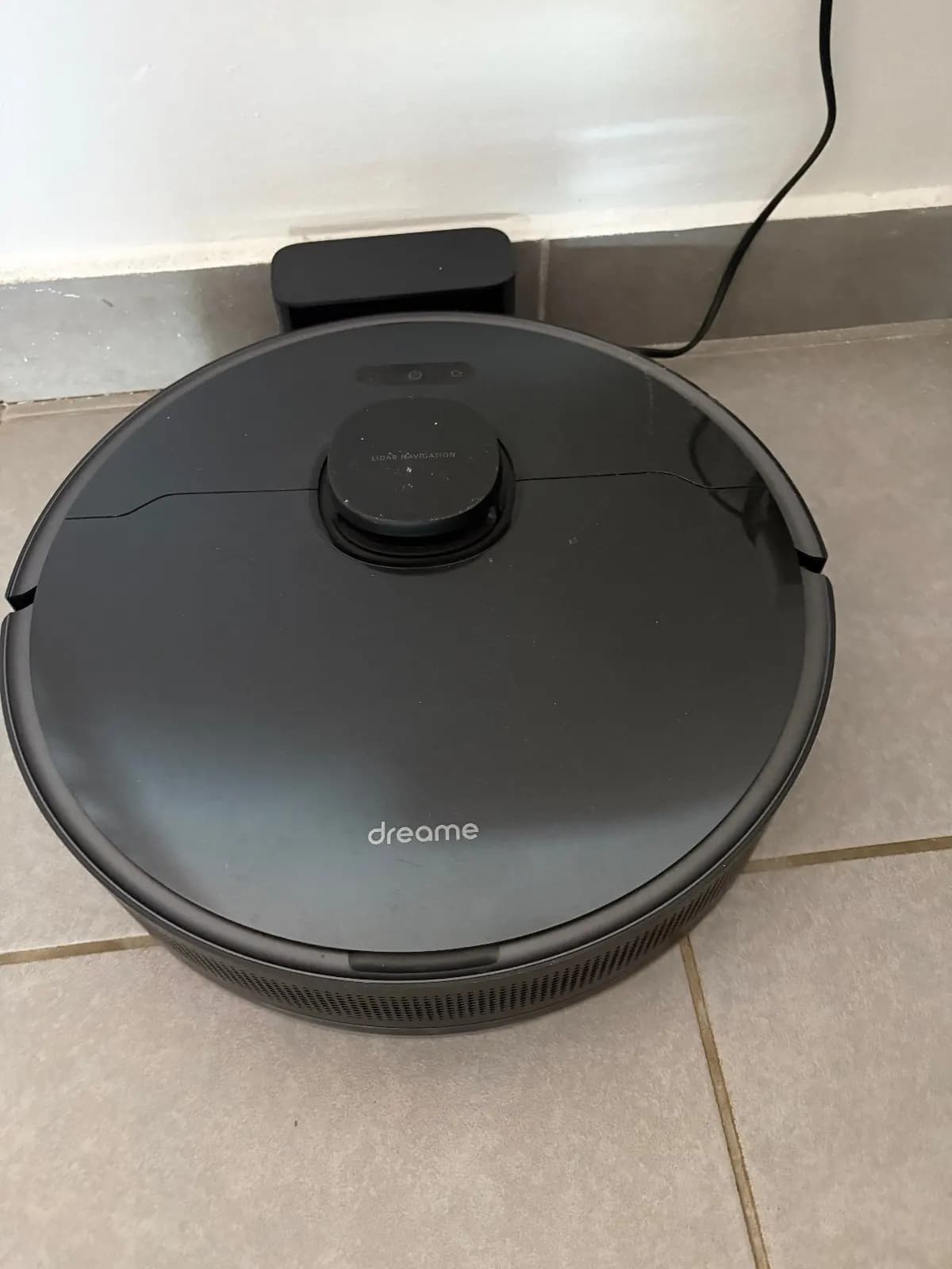 Photo de l'annonce : Aspirateur robot Dreame D10s ProA + accessoires – 250 € — Mamoudzou (Maison)