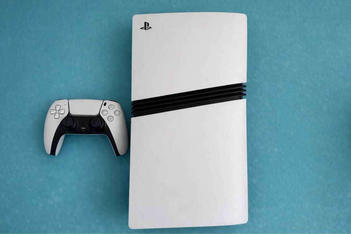 Photo de l'annonce : PS5 Pro — Mamoudzou · Mtsapéré (Multimédia)