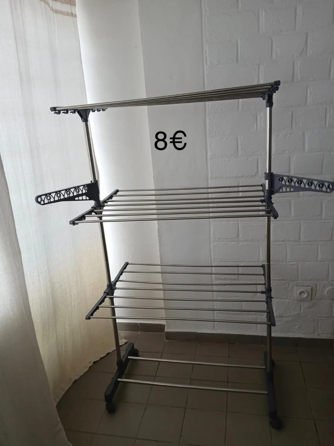 Photo de l'annonce : Escabeau et séchoir linge — Mamoudzou · Centre (Maison)