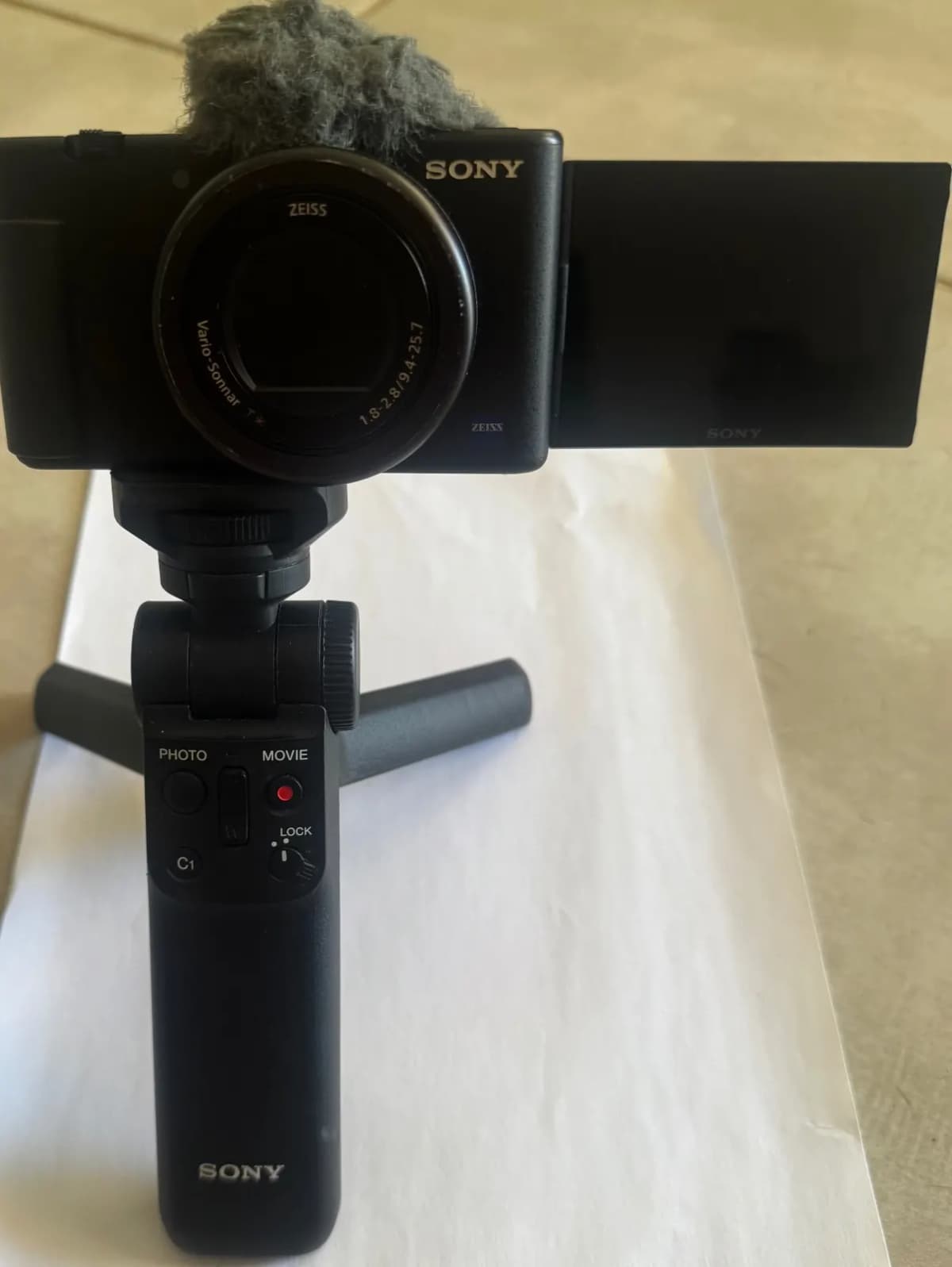 Photo de l'annonce : Sony ZV-1 + accessoires officiels – Pack complet — Boueni (Multimédia)