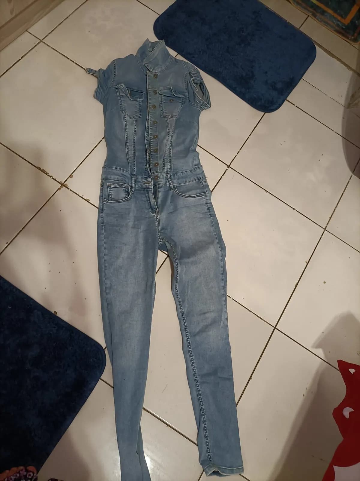 Photo de l'annonce : Ensemble peu porté — Chirongui (Mode)