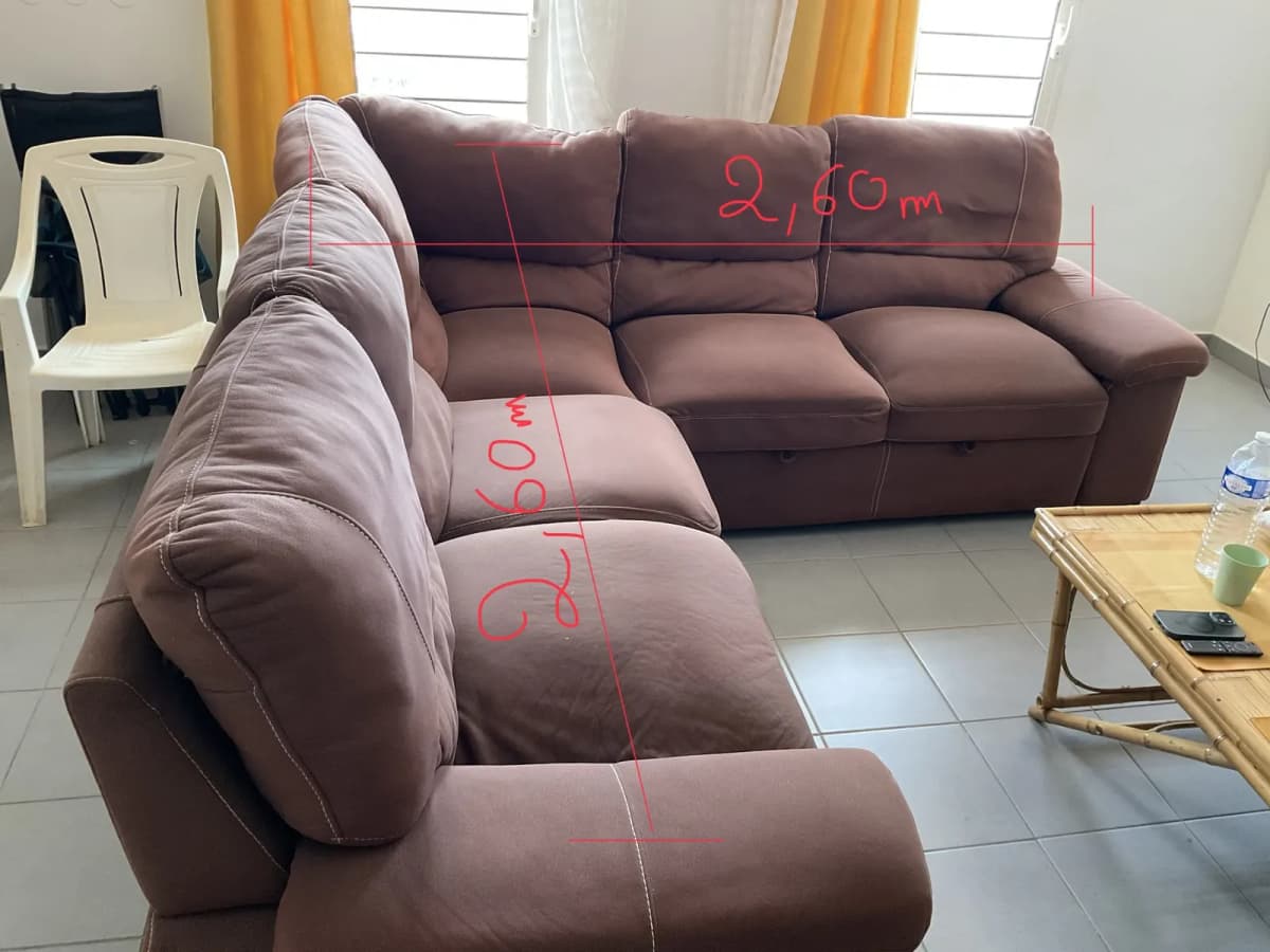 Photo de l'annonce : canapé/lit — Koungou · Majicavo-Lamir (Maison)