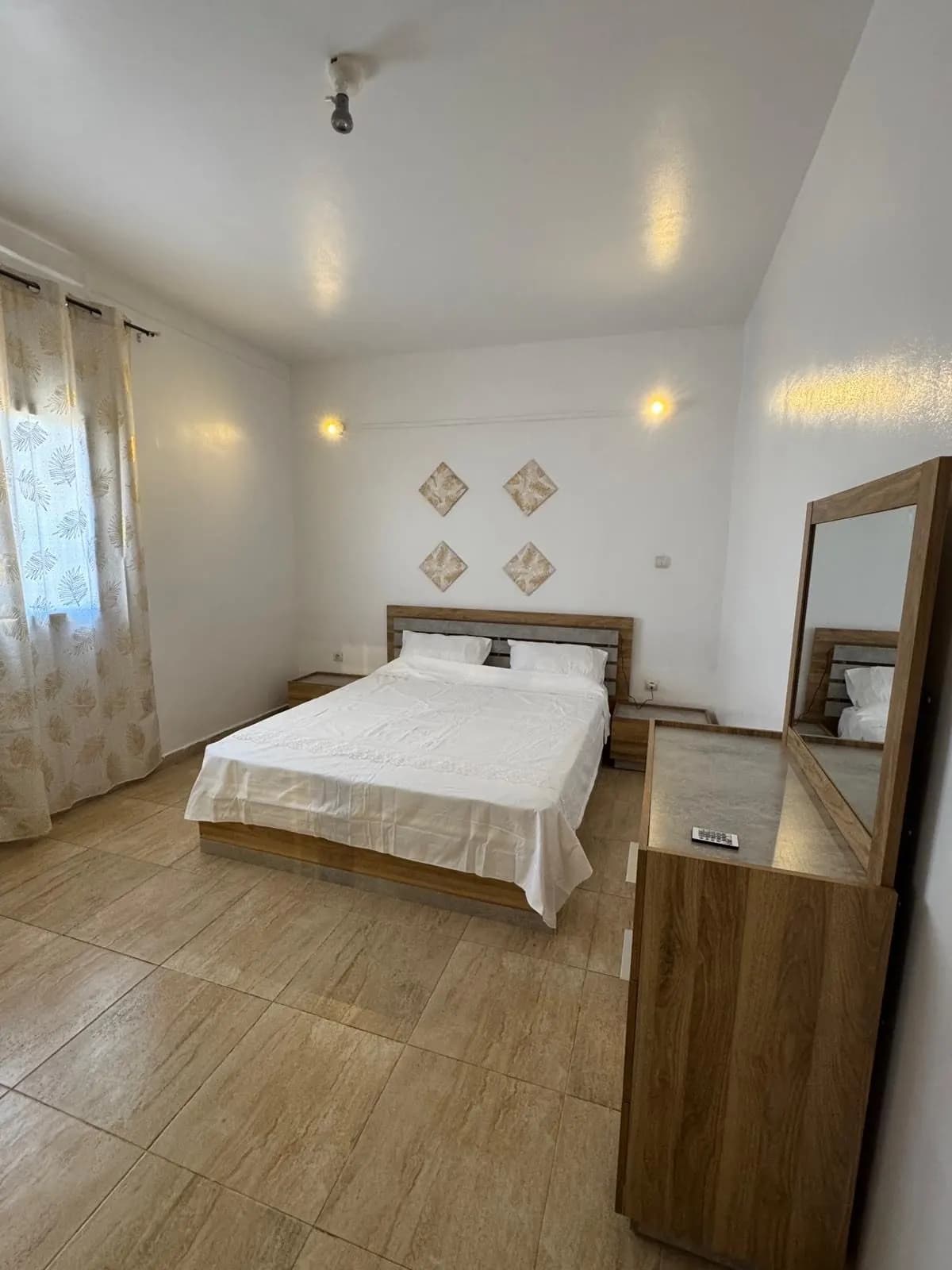 Photo de l'annonce : Grand T2 Bwerenys Lodge - Passamainty - Location saisonnière — Mamoudzou · Passamainty (Immobilier)