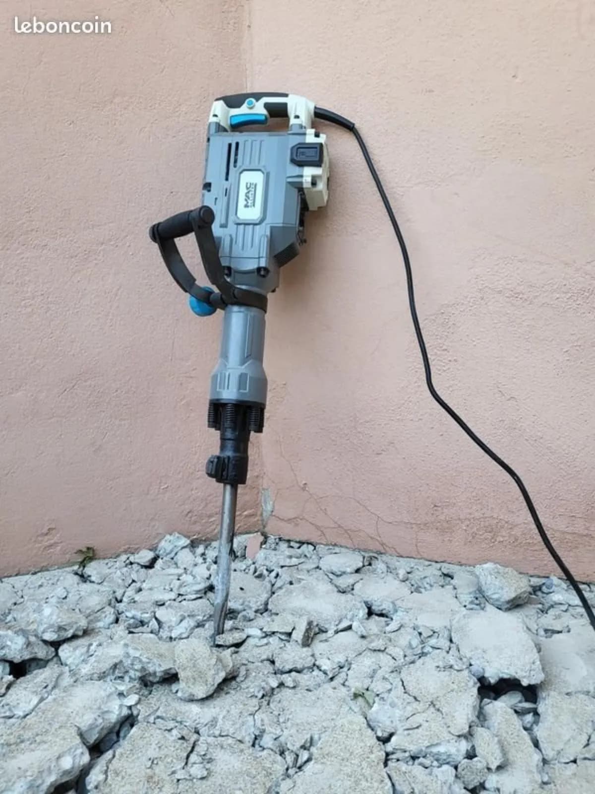 Photo de l'annonce : Marteau piqueur — Koungou · Trévani (Matériel professionnel)