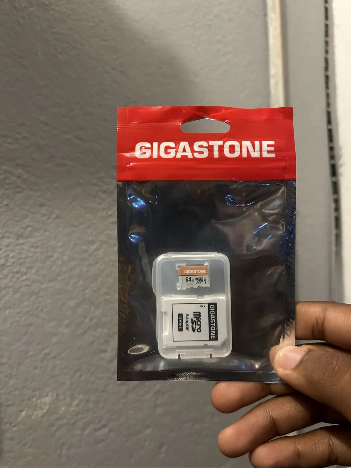 Photo de l'annonce : Carte SD 64GB v30 — Dzaoudzi · Labattoir (Multimédia)