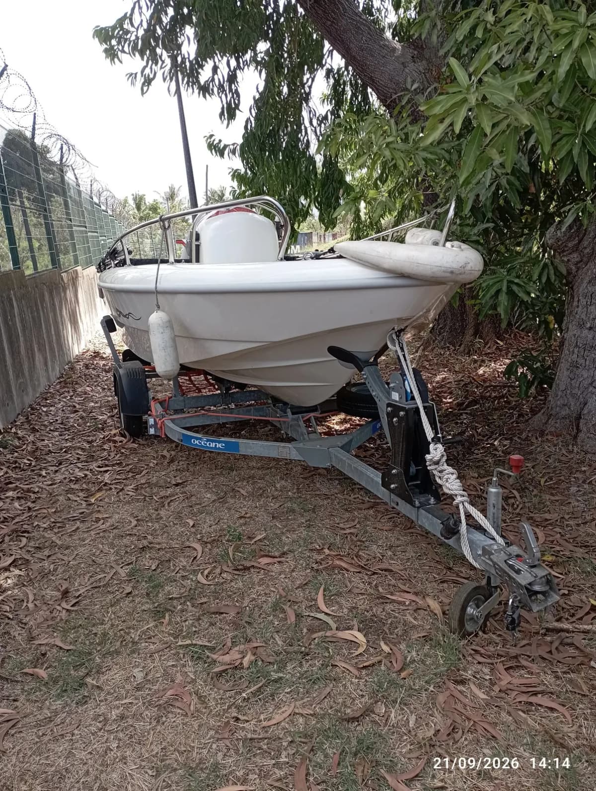 Photo de l'annonce : Capelli Cristal Open Sun 450 — Dzaoudzi (Véhicules)