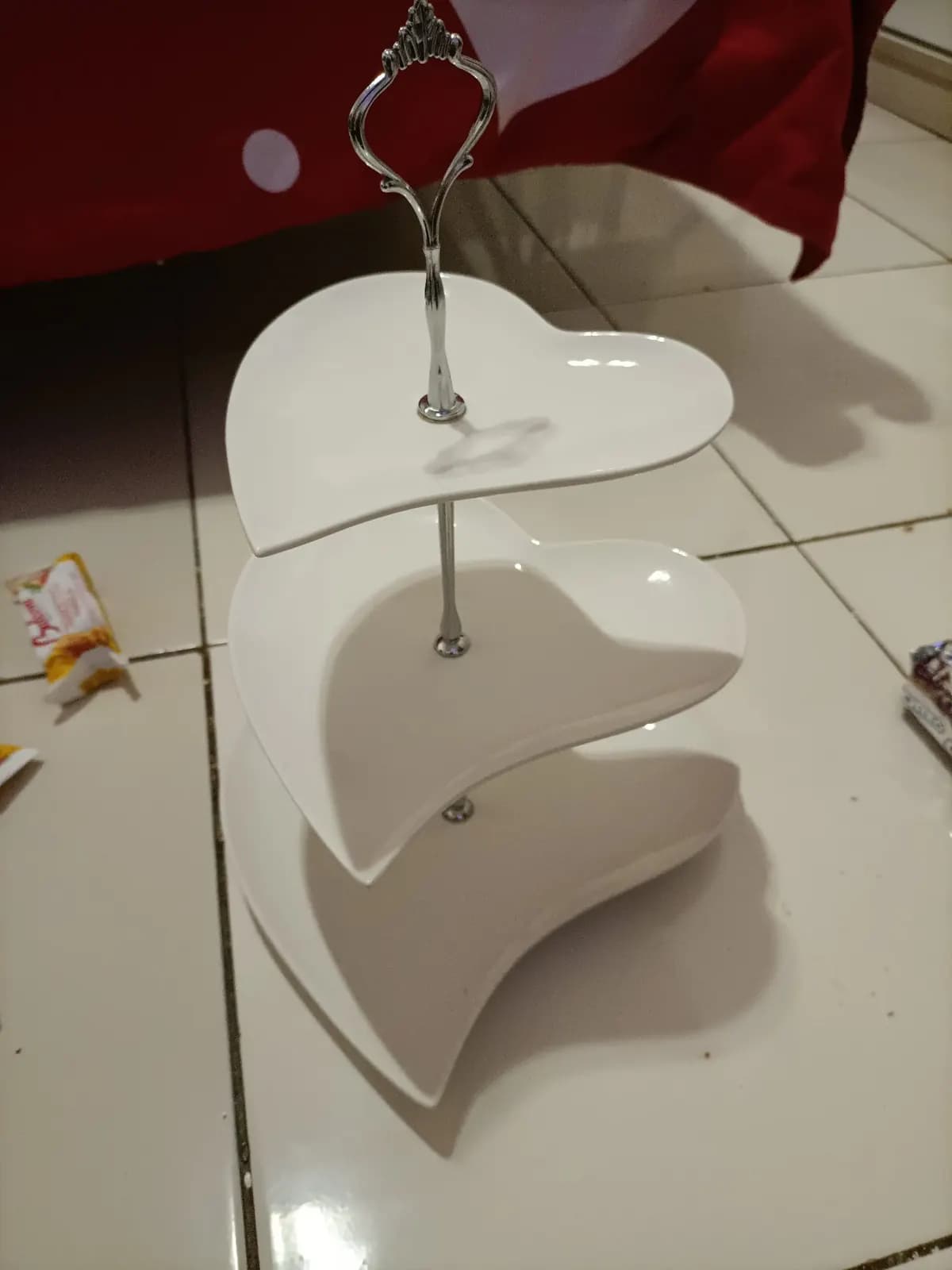 Photo de l'annonce : Présentoir en verre — Chirongui (Maison)