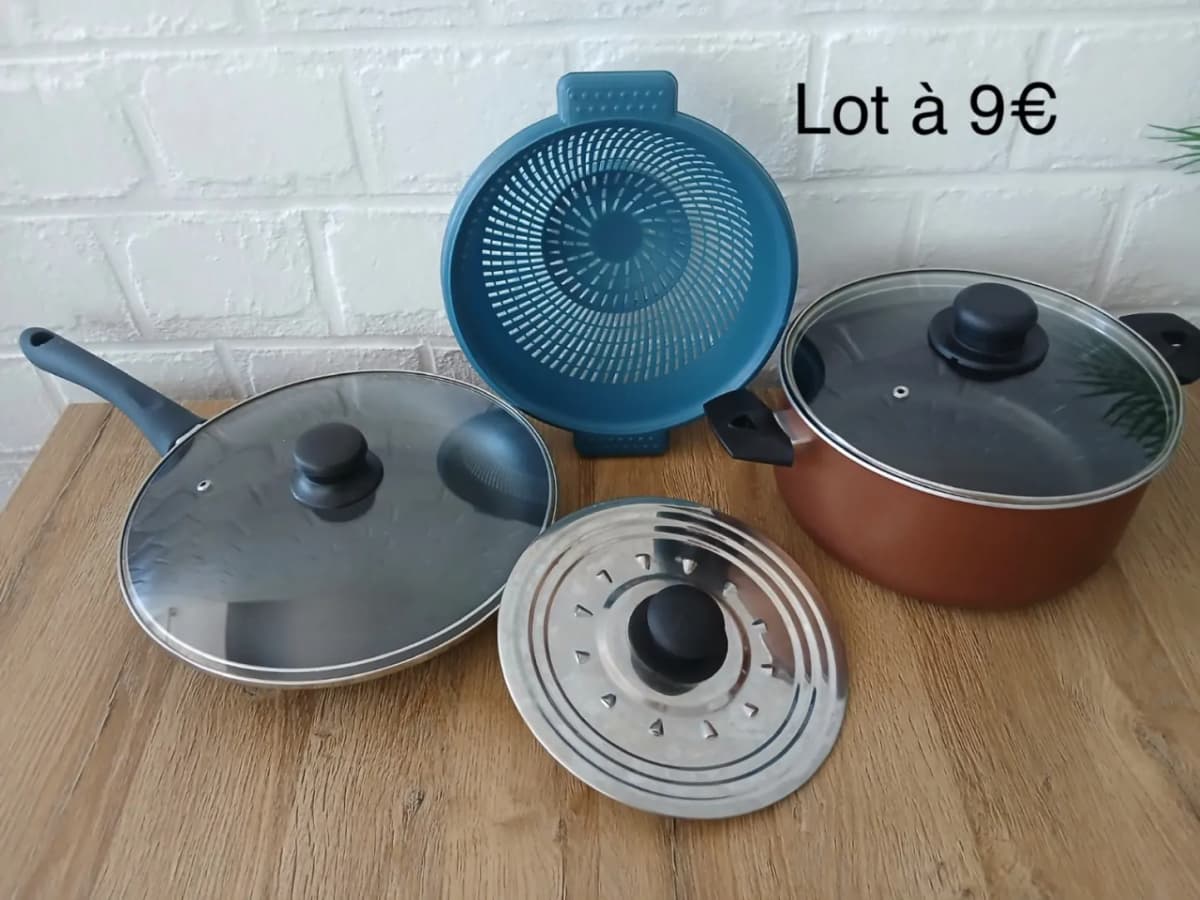 Photo de l'annonce : Marmite, poêlé, wok et couvercles — Mamoudzou · Centre (Maison)